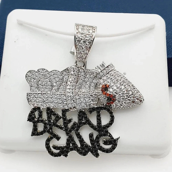 "925 Sterling Silver Plated CZ Pendant, INUS1BR288 - Picture 1 of 9
